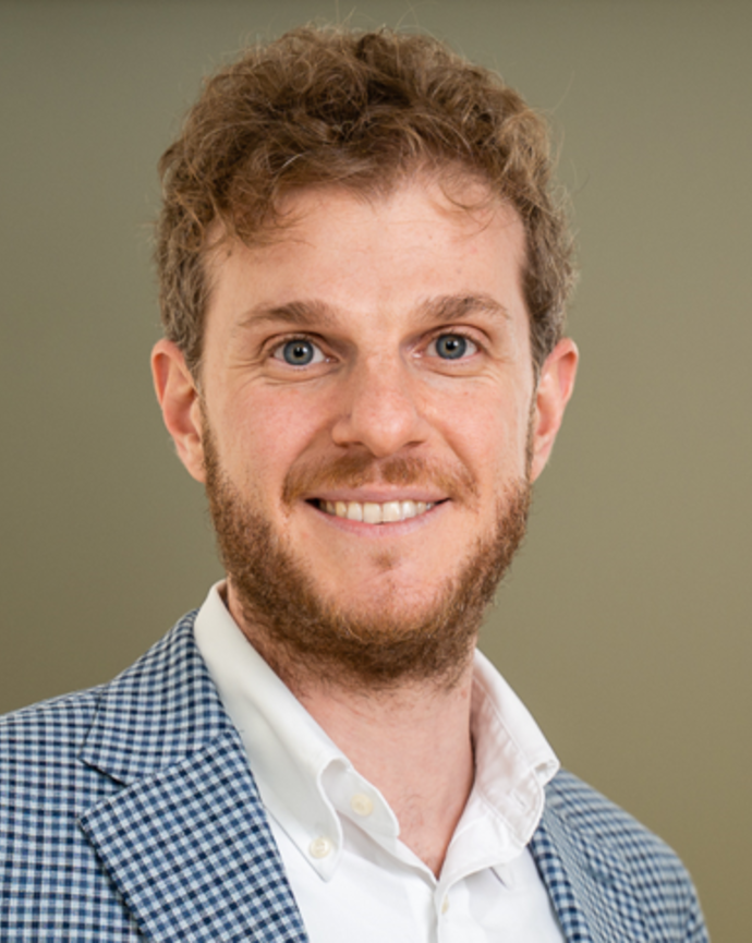 Headshot of Lorenzo Formenti.